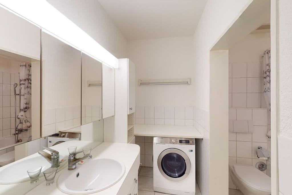 Executive 1 Bedroom Flat, City Center Zurich Extérieur photo